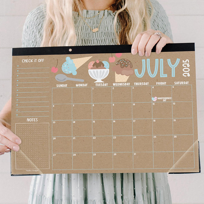 2025-2026 – 18-Month Desktop Calendar