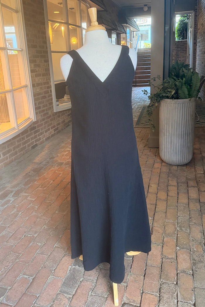 Black Sleeveless Pocket Maxi Dress