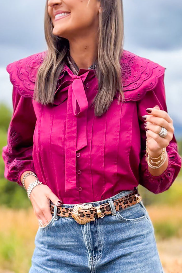 Peter Pan Eyelet Top
