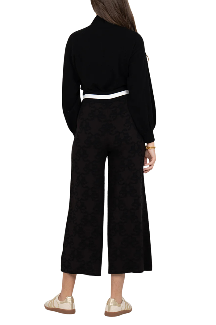 Black & White Trim V-Neck Button Cardigan