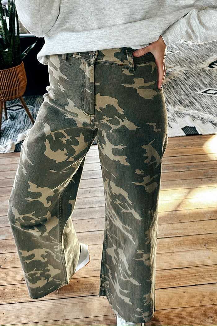 Camouflage Print Stretch Pants